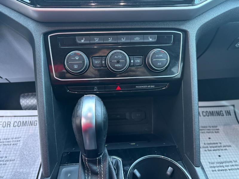 Volkswagen Atlas V6 SE w/Technology 2022