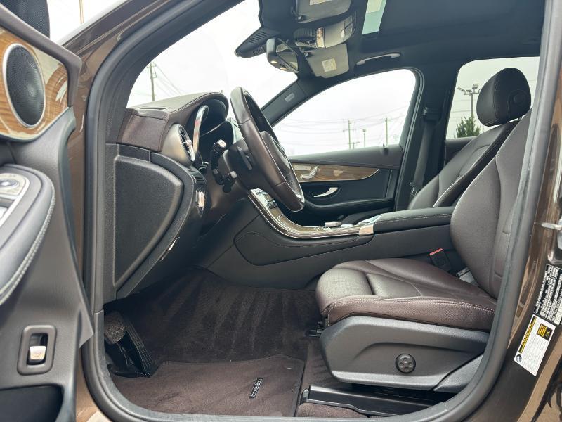 Mercedes-Benz GLC-Class GLC300 2018