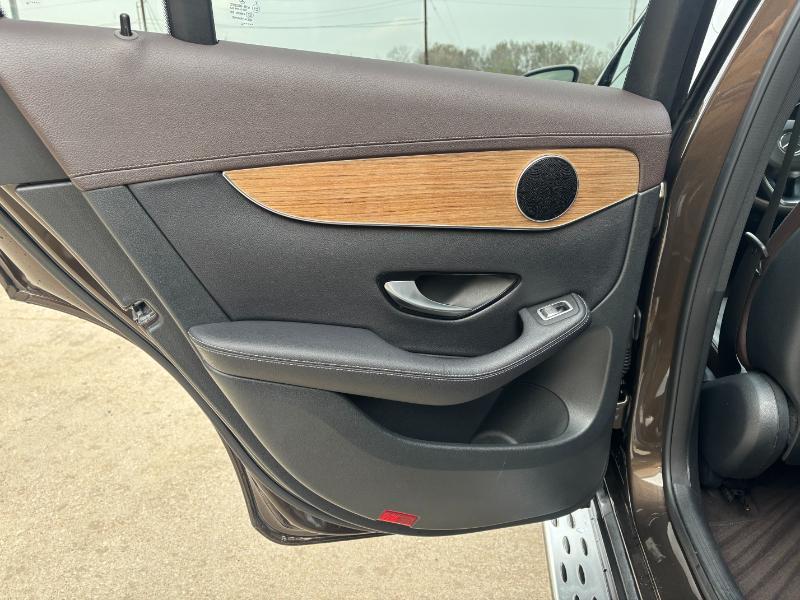 Mercedes-Benz GLC-Class GLC300 2018