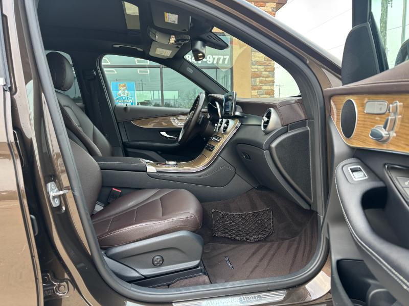 Mercedes-Benz GLC-Class GLC300 2018