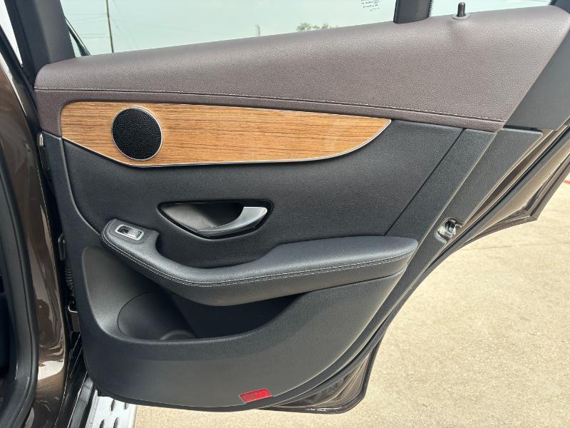 Mercedes-Benz GLC-Class GLC300 2018