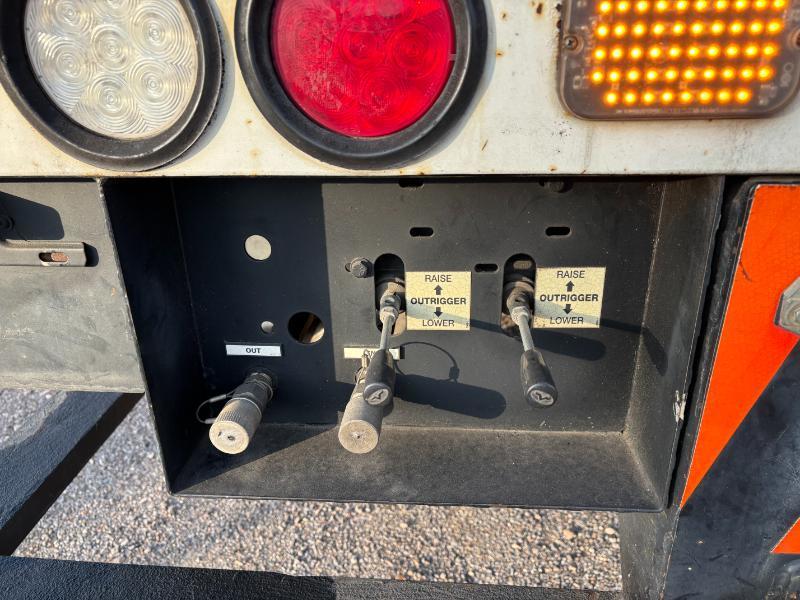 Freightliner M2 Medium Duty  2015