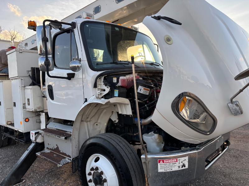 Freightliner M2 Medium Duty  2015