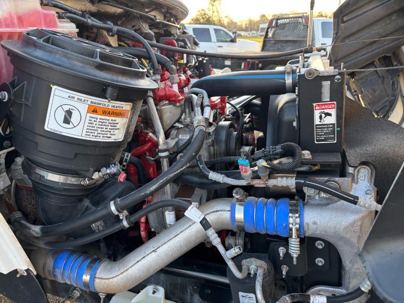 Freightliner M2 Medium Duty  2015