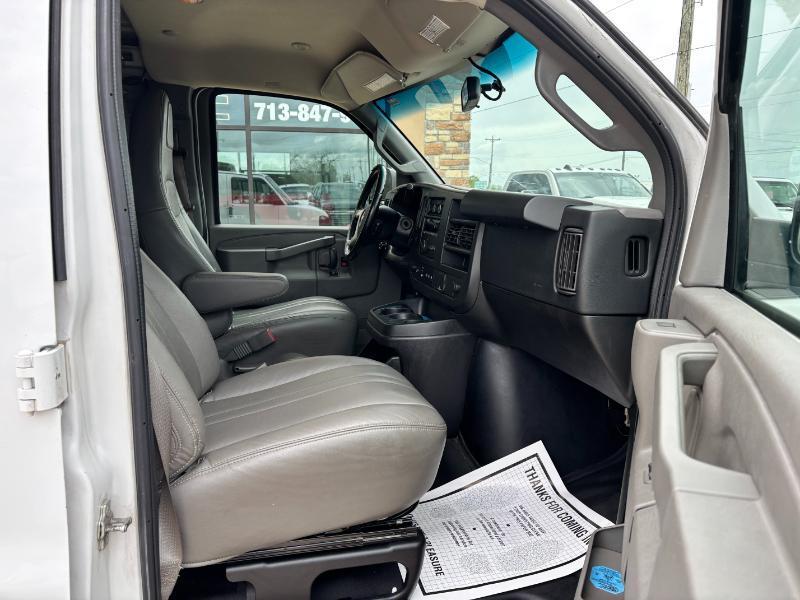 Chevrolet Express  2017