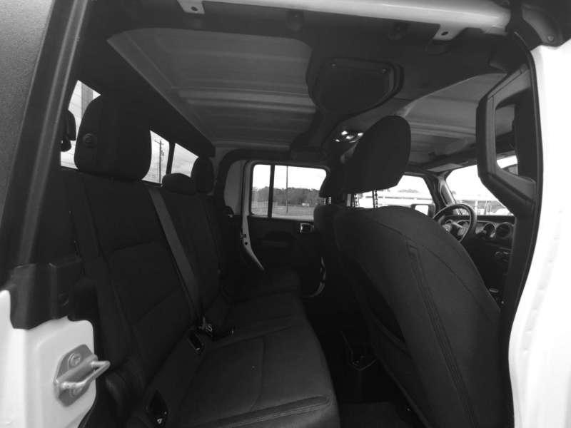 Jeep Gladiator Sport 2023