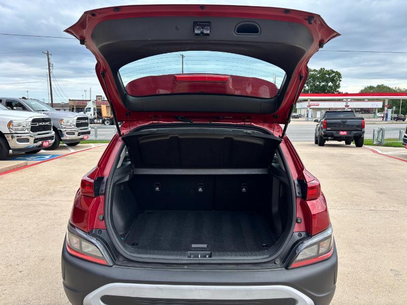 Hyundai Kona SE 2023