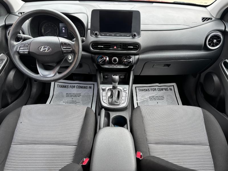 Hyundai Kona SE 2023