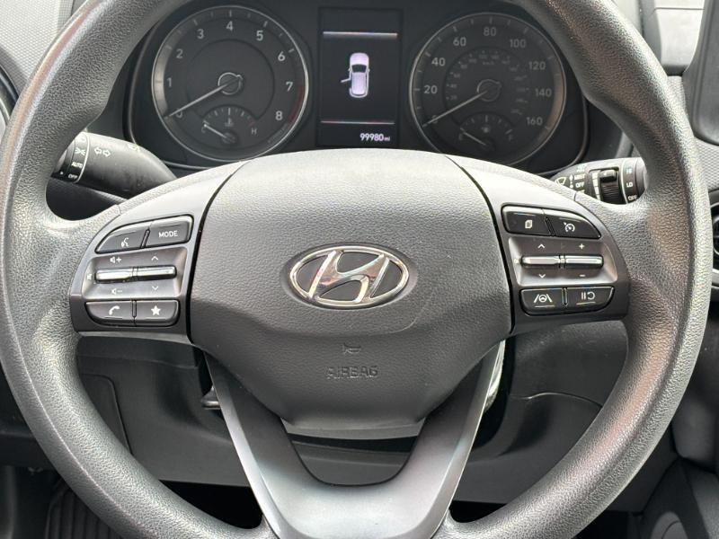 Hyundai Kona SE 2023