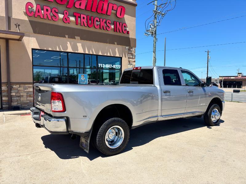 RAM 3500 Tradesman Crew Cab 4WD DRW 2019