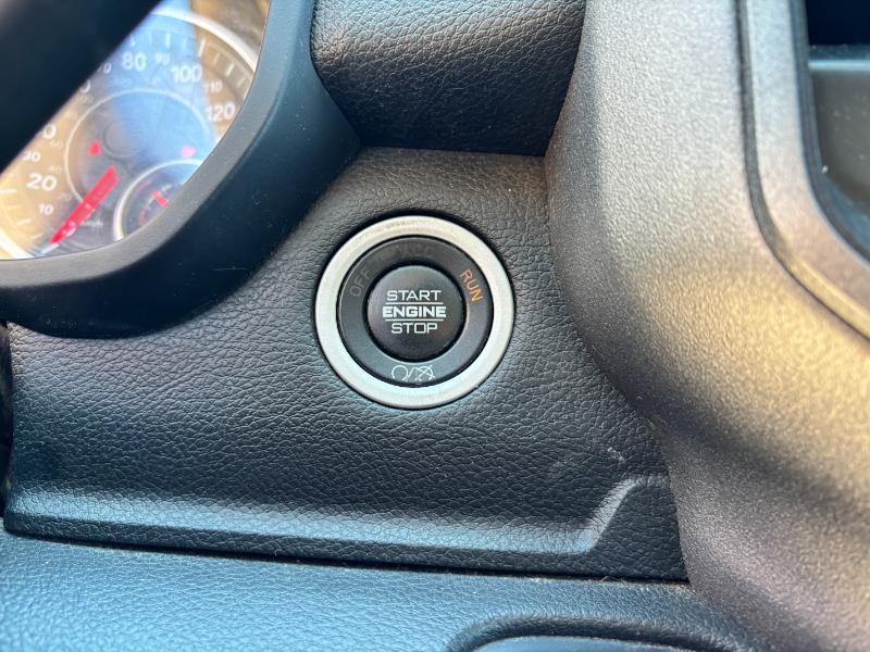 RAM 3500 Tradesman Crew Cab 4WD DRW 2019