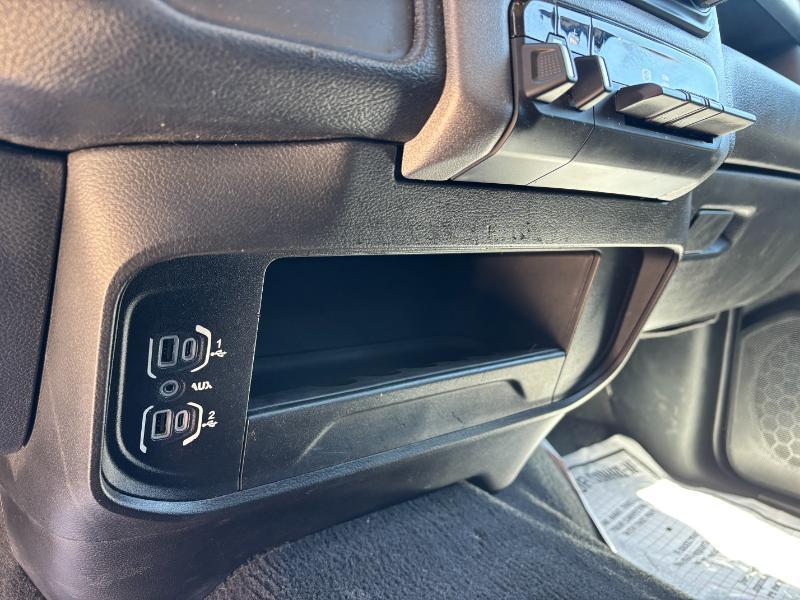 RAM 3500 Tradesman Crew Cab 4WD DRW 2019