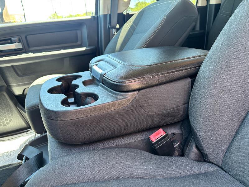 RAM 3500 Tradesman Crew Cab 4WD DRW 2019