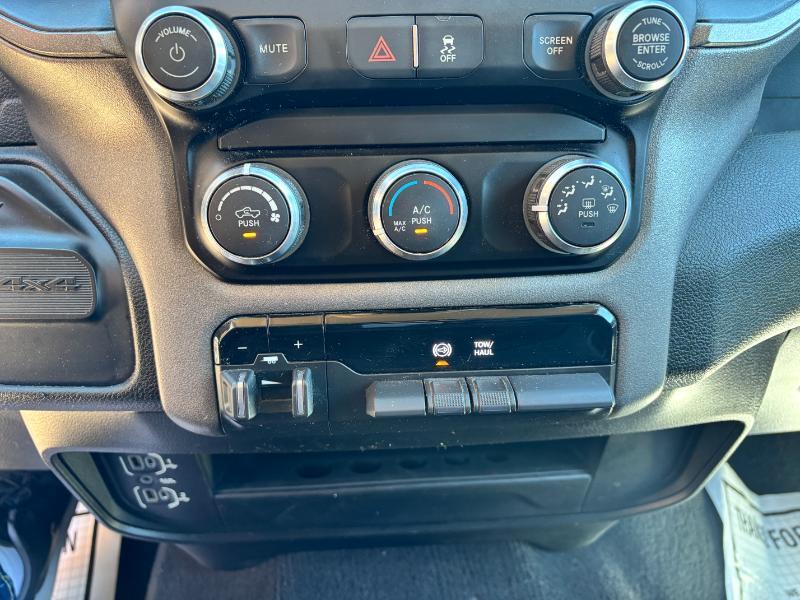 RAM 3500 Tradesman Crew Cab 4WD DRW 2019