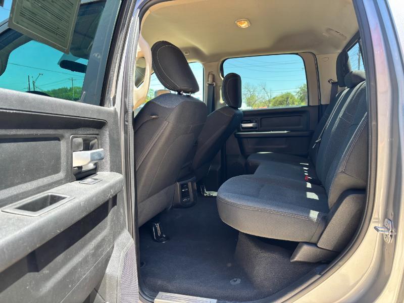 RAM 3500 Tradesman Crew Cab 4WD DRW 2019