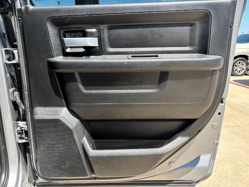 RAM 3500 Tradesman Crew Cab 4WD DRW 2019