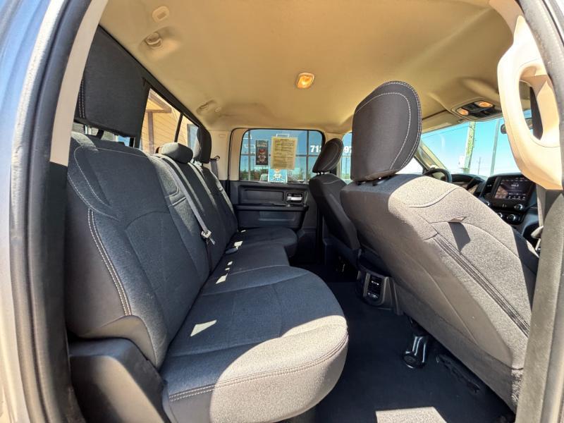 RAM 3500 Tradesman Crew Cab 4WD DRW 2019