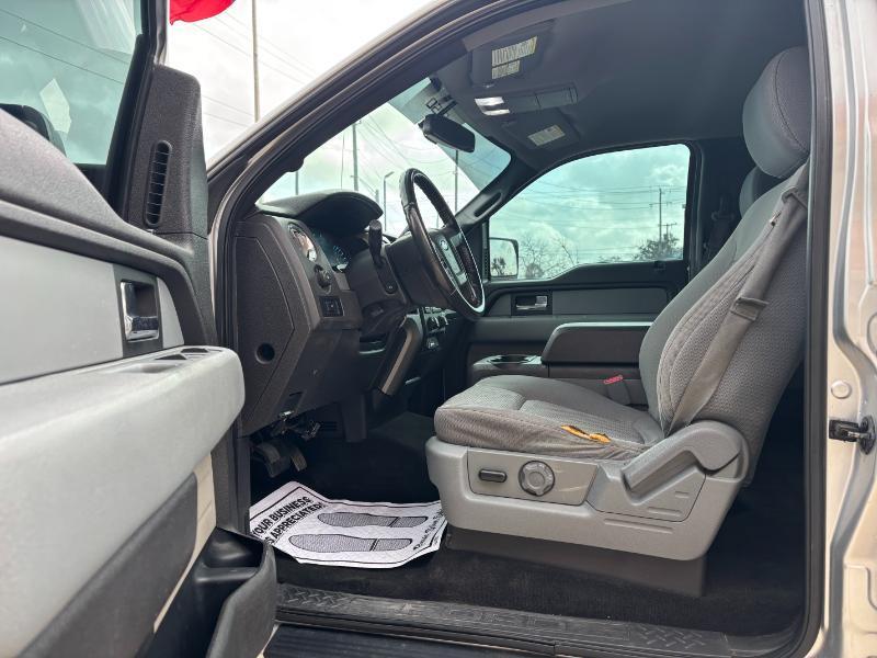 Ford F-150 XLT SuperCrew 5.5-ft. Bed 2WD 2012