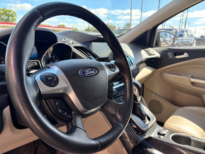 Ford Escape Titanium FWD 2014