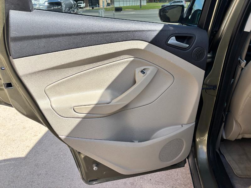 Ford Escape Titanium FWD 2014