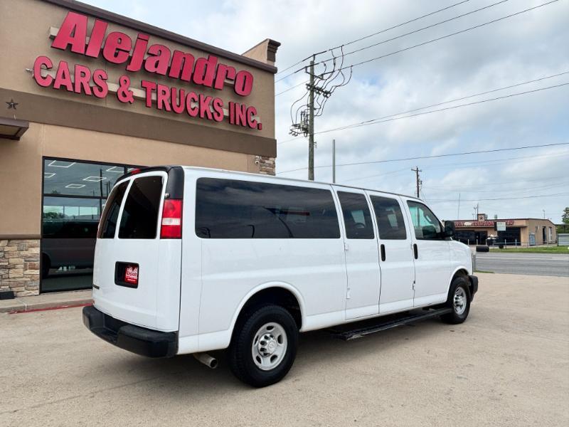 Chevrolet Express  2017