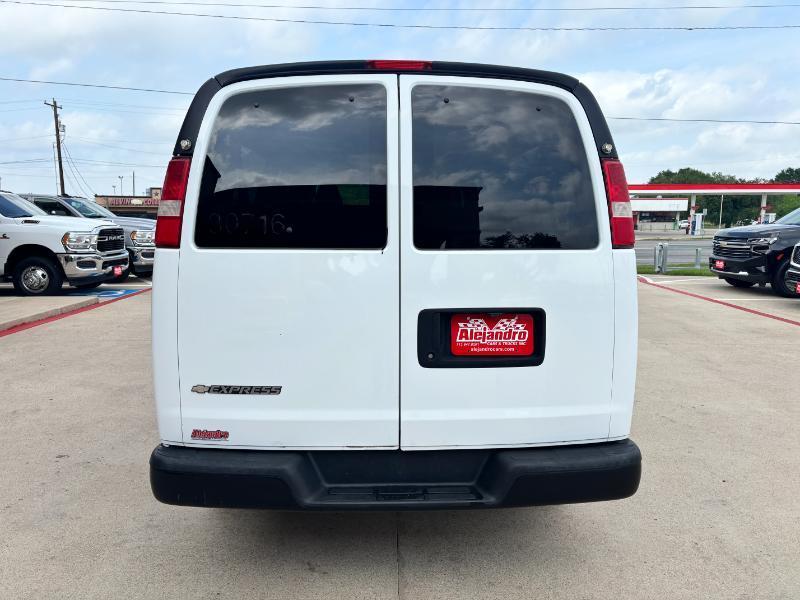 Chevrolet Express  2017