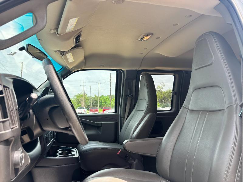 Chevrolet Express  2017