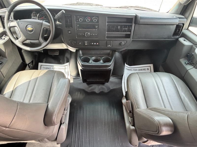 Chevrolet Express  2017