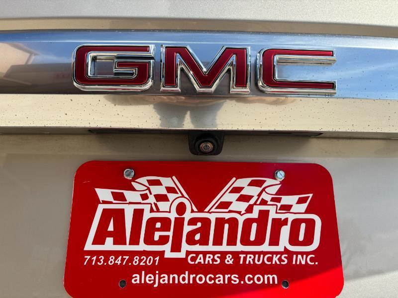 GMC Yukon XL Denali 4WD 2021
