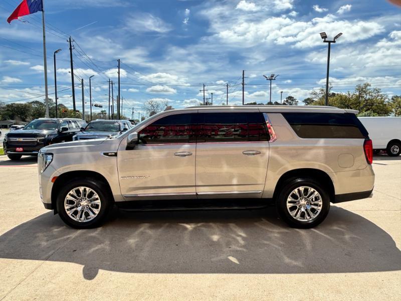 GMC Yukon XL Denali 4WD 2021