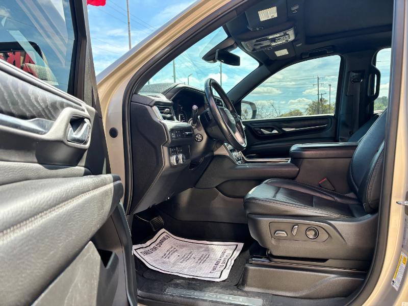 GMC Yukon XL Denali 4WD 2021
