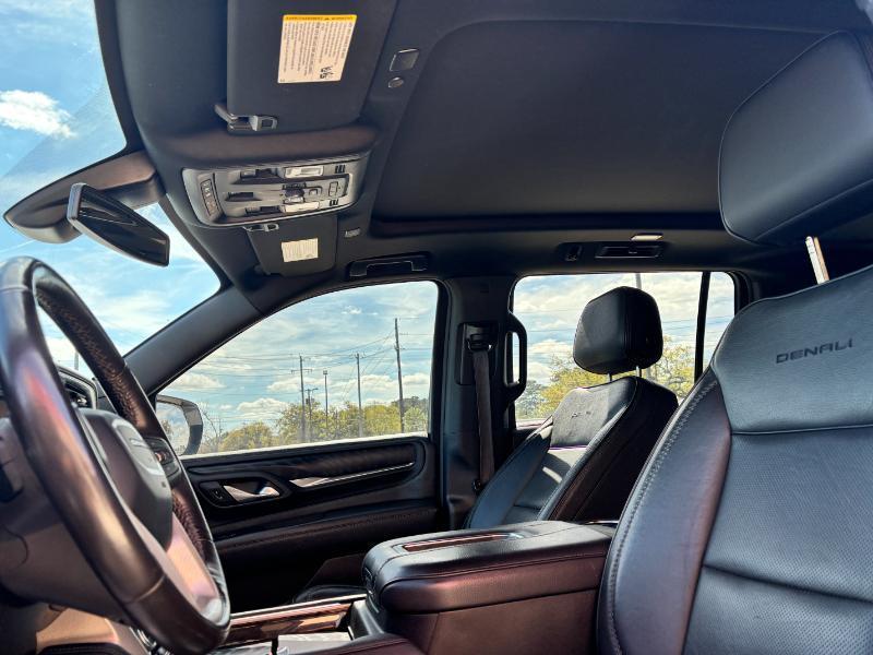GMC Yukon XL Denali 4WD 2021