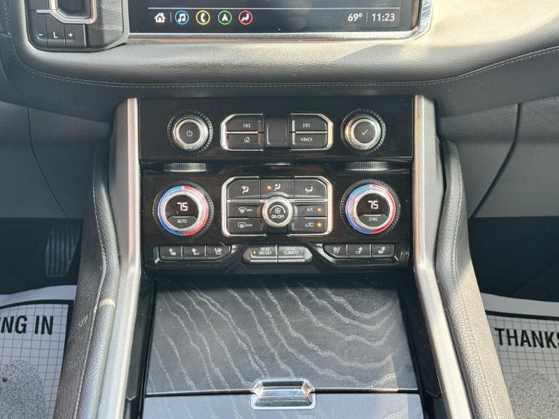 GMC Yukon XL Denali 4WD 2021