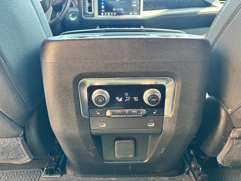 GMC Yukon XL Denali 4WD 2021