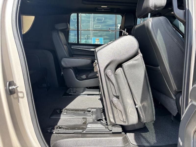 GMC Yukon XL Denali 4WD 2021