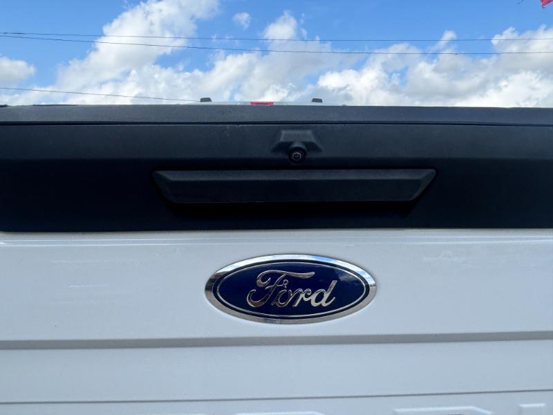 Ford F-350 SD XLT Crew Cab Long Bed DRW 4WD 2022