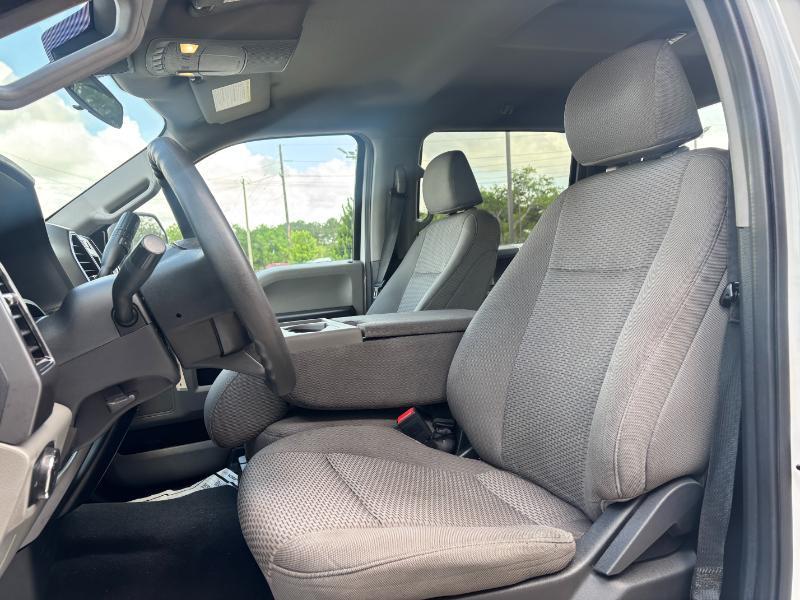Ford F-350 SD XLT Crew Cab Long Bed DRW 4WD 2022