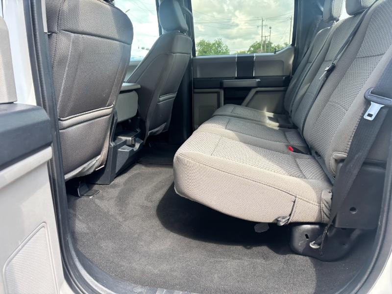Ford F-350 SD XLT Crew Cab Long Bed DRW 4WD 2022