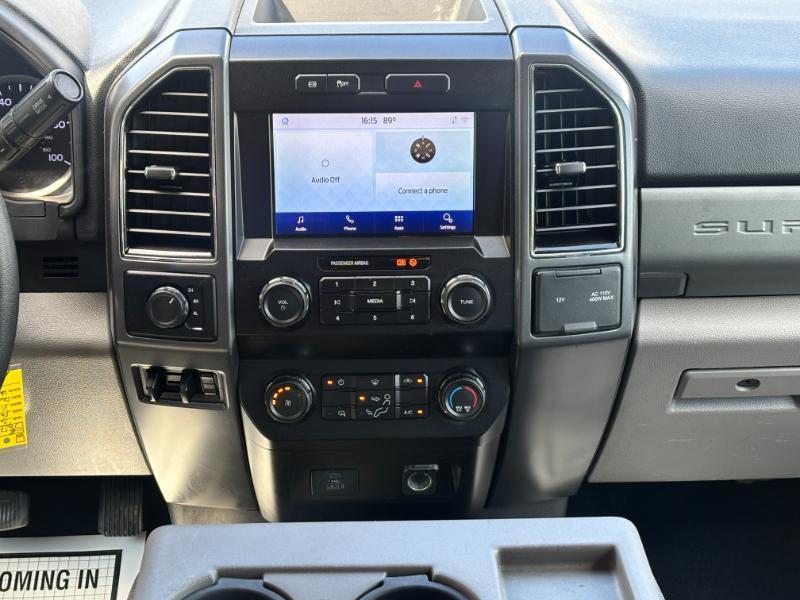 Ford F-350 SD XLT Crew Cab Long Bed DRW 4WD 2022