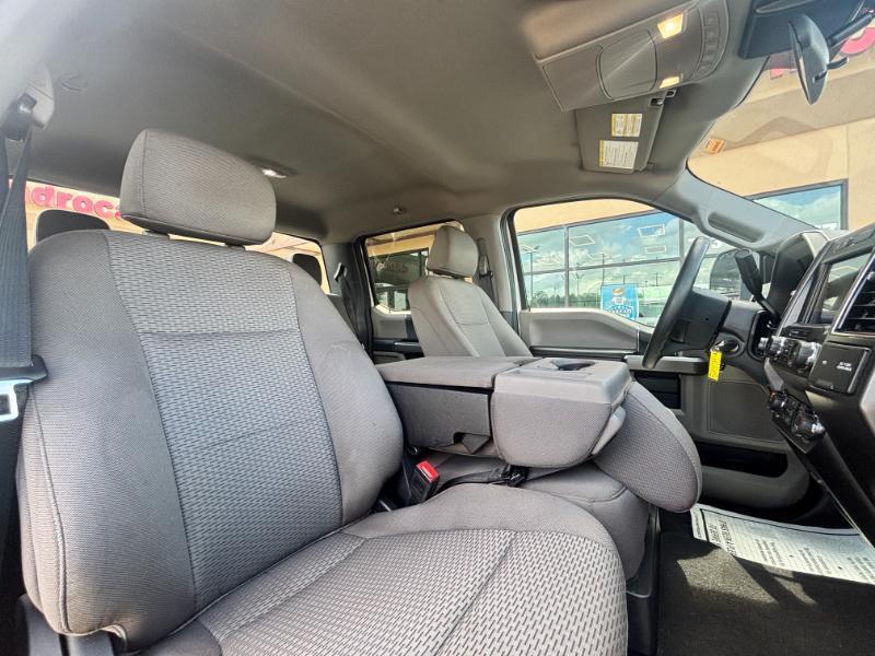 Ford F-350 SD XLT Crew Cab Long Bed DRW 4WD 2022