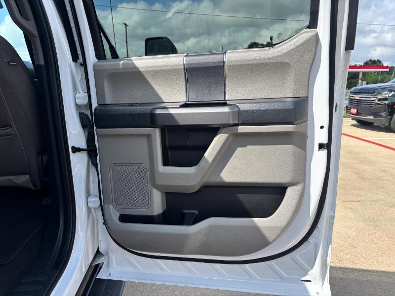 Ford F-350 SD XLT Crew Cab Long Bed DRW 4WD 2022