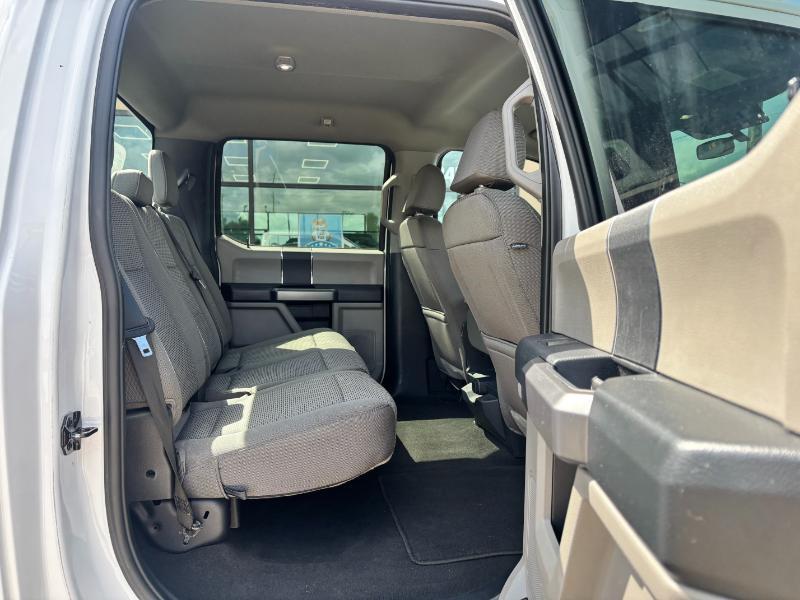 Ford F-350 SD XLT Crew Cab Long Bed DRW 4WD 2022