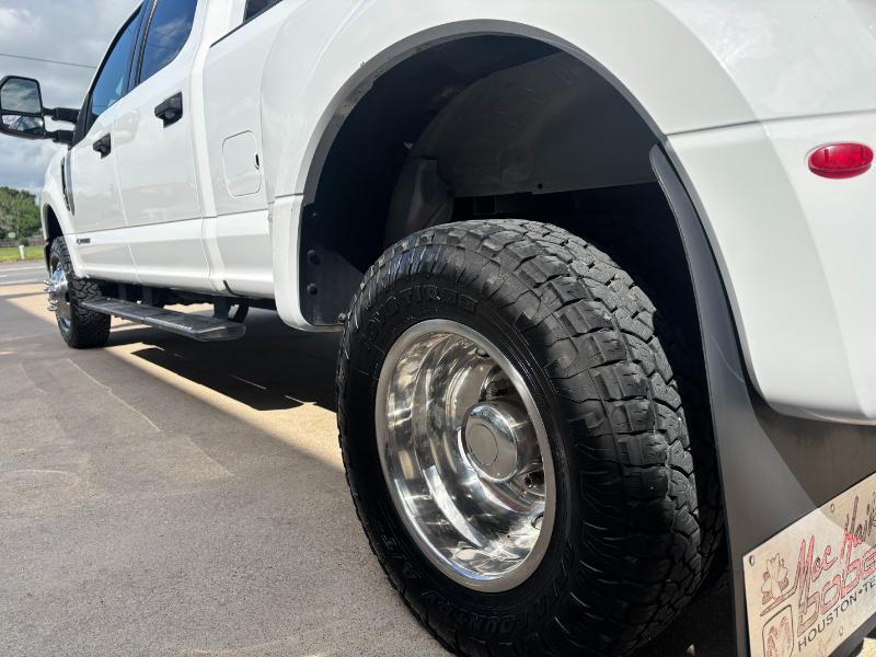 Ford F-350 SD XLT Crew Cab Long Bed DRW 4WD 2022