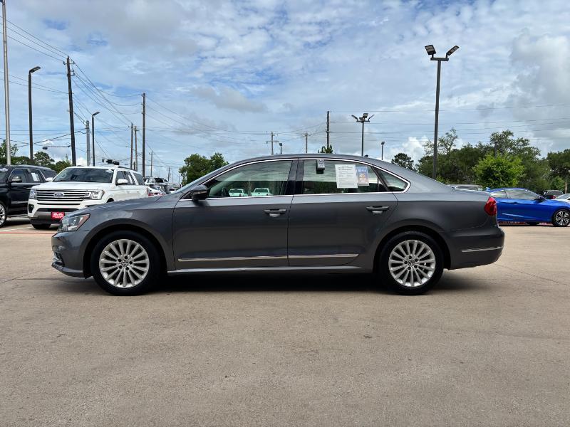 Volkswagen Passat SE 6A 2016