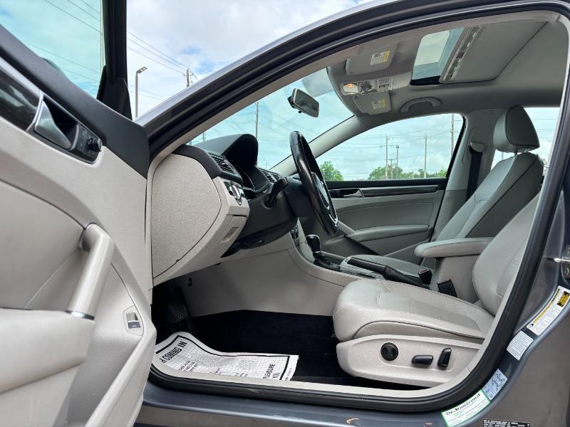 Volkswagen Passat SE 6A 2016