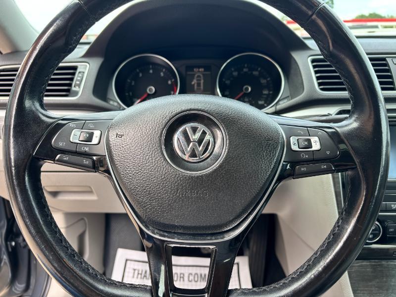 Volkswagen Passat SE 6A 2016
