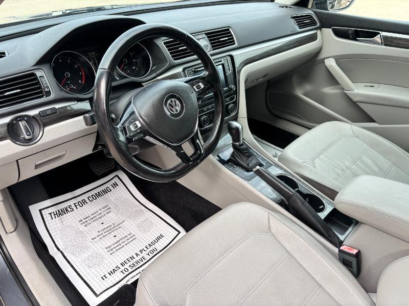 Volkswagen Passat SE 6A 2016