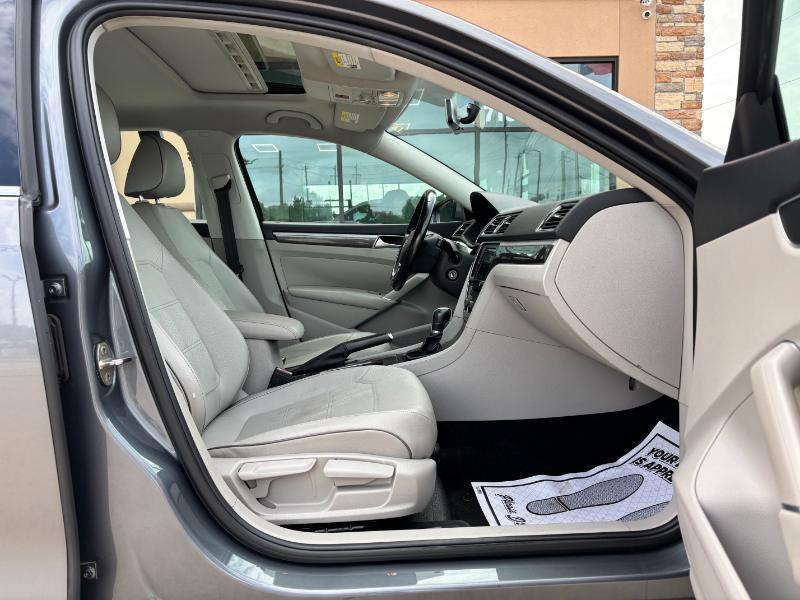 Volkswagen Passat SE 6A 2016