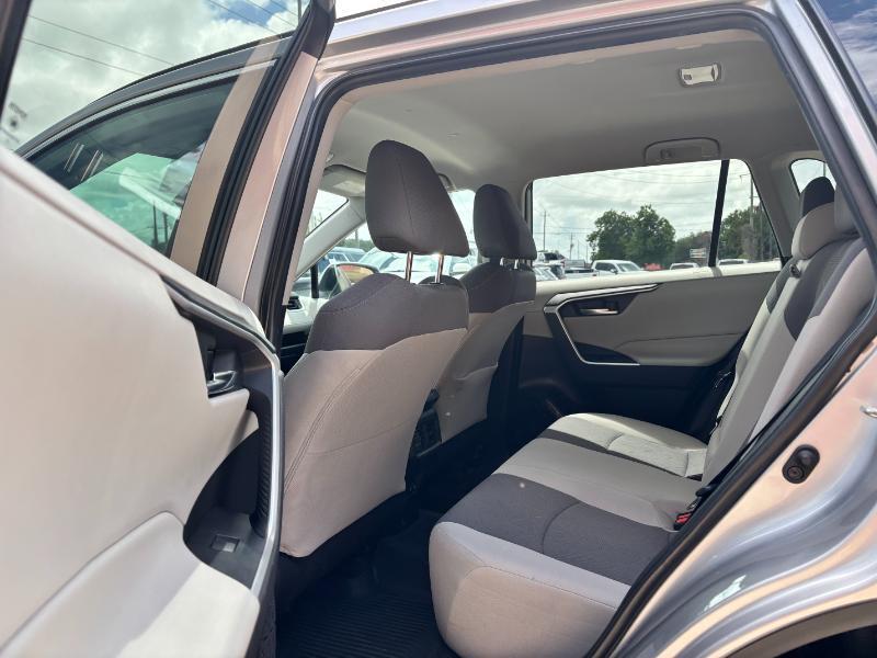 Toyota RAV4 XLE 2020