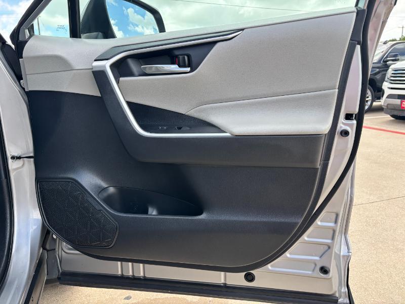 Toyota RAV4 XLE 2020